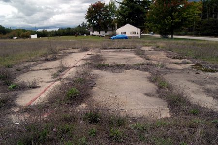 Hilltop Drive-In Theatre - Screen Foundation